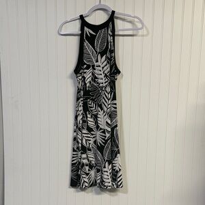 Old Navy Floral Black and White Leaf Print Tank Dress Women's S